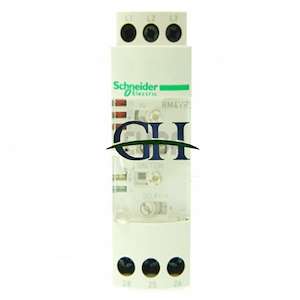 رله کنترل فاز RM4-T اشنایدر الکتریک با آستانه ولتاژ تنظیمی 300 تا 430 ولت (تشخیص قطعی، توالی فاز و ا