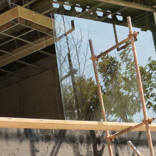 شیشه های نشکن ساختمانی (سکوریت)