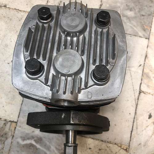 پمپ باد کاترپیلاری مدل بنزی