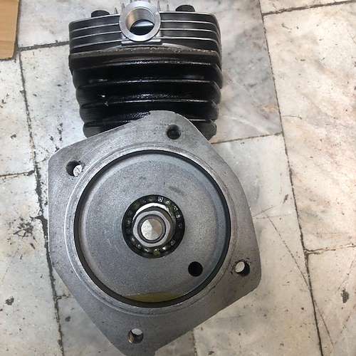 نمایندگی فروش پمپ باد کاترپیلاری مدل بنزی