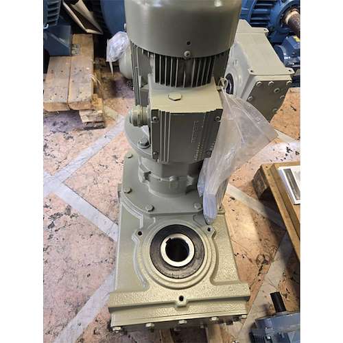 الکتروگیربکس زیمنس مدل آویز مخصوص جرثقیل