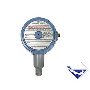 فروشگاه پترو تجهیز ایران 77646945-021 پرشرسوئیچ فشار UE J120