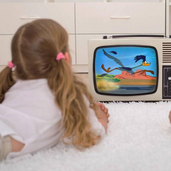 چگونگی کاهش تماشای بیش از اندازه تلویزیون در کودکان